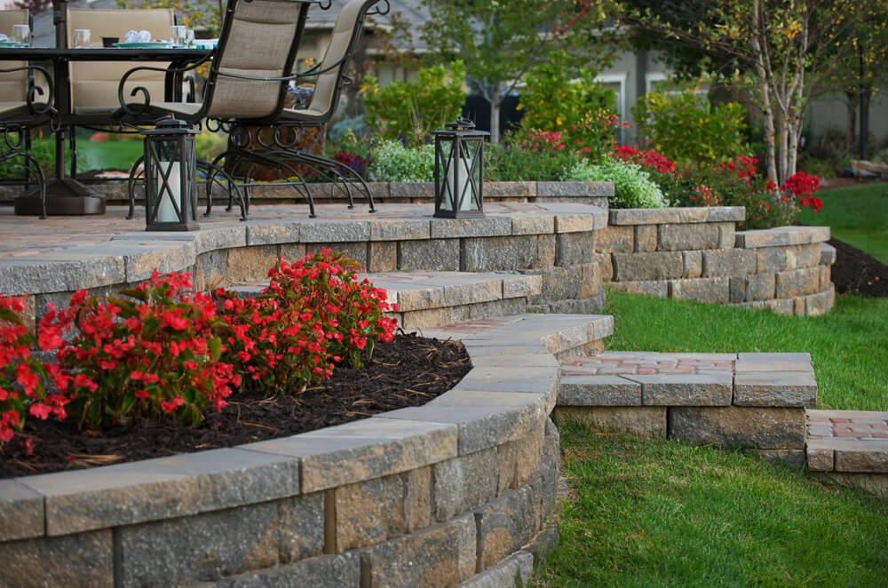 retaining wall contractor retaining wall landscaper near Greater Toronto 005